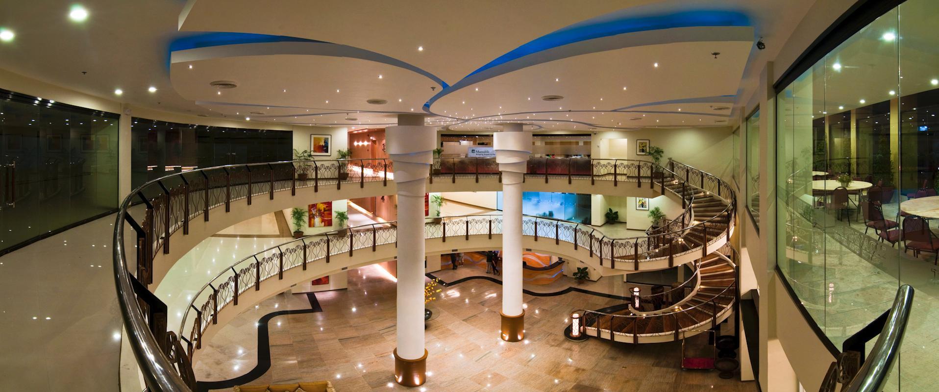 The Pinnacle Hotel And Suites Davao Exterior photo